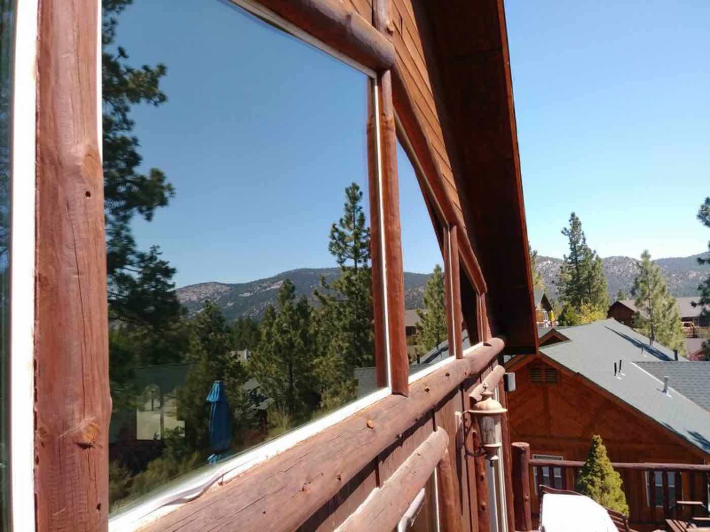 Job photo from Victorious Panes Window Washing